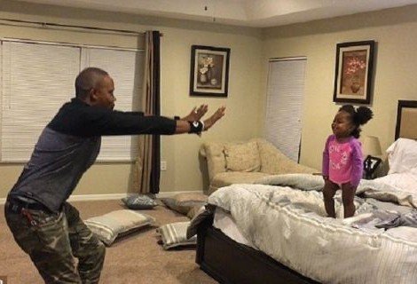 Ένας υπέροχος μπαμπάς: Δείτε πώς χρησιμοποιεί… μαγικές δυνάμεις στην κόρη του! (Βίντεο)